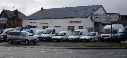 Jordans Van Centre Photo
