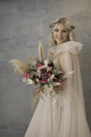 Janet White–Ashby & Co Photo