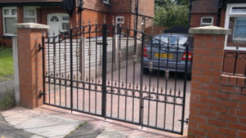 D. H. Bespoke gates and railings Photo