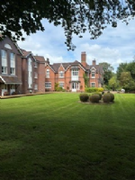 Hillscourt Hotel and Conference Centre Photo