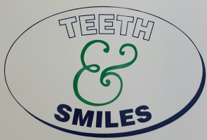 Teeth & Smiles Photo