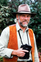 Alan M Hunt Wildlife Artist Photo