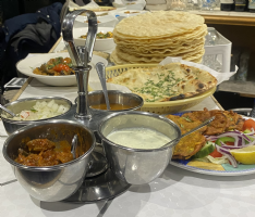 Everest Tandoori restaurant Photo