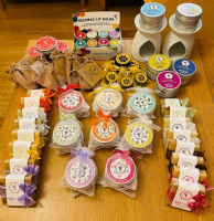 Busy Bees Cosmetics  Photo